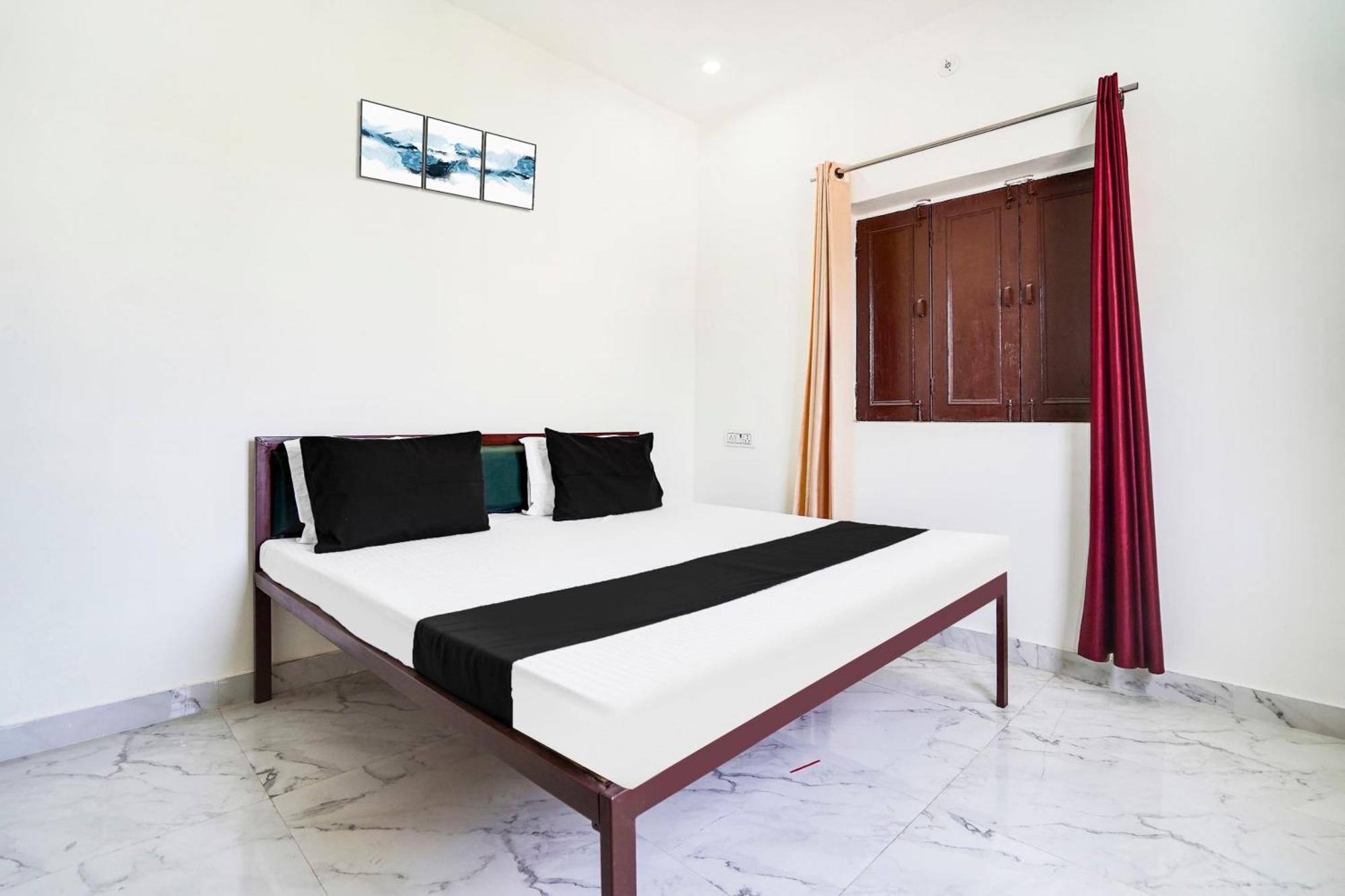 Hotel O The Moon บาแรลลี ภายนอก รูปภาพ